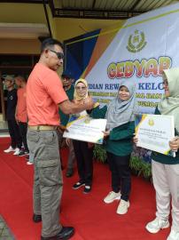 Kalurahan Kelor Raih Juara II Kategori Belanja Terbanyak di Bumkalma Makmur